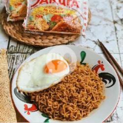 Mie Sakura Goreng Pake Telor