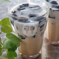 Es Kelapa Muda Cincau Hitam   Susu