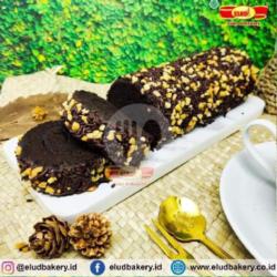 Roll Cake Kacang Seres