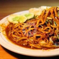 Indomie Goreng Basah Telur Campur Paru