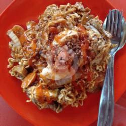 Mie Setan Telor Tulang Ceker