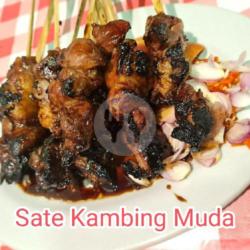 Sate Kambing Muda Isi 10 Tusuk  Sambal Kecap Bawang Merah   Cabe Rawit