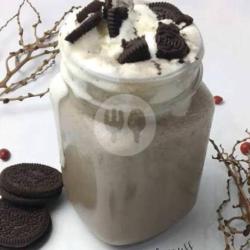 Cookies And Cream (iced)