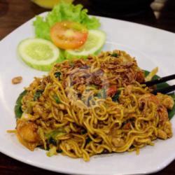 Mie Tumis Ayam Saos Tiram