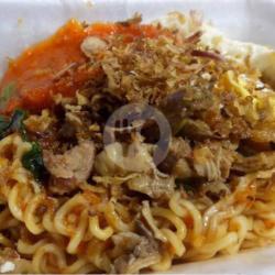 Indomie Goreng Ayam Penyet Pedas Kremes