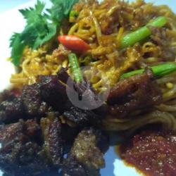 Mie Goreng Daging Sapi