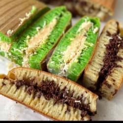 Martabak Kacang Coklat Wijen Susu