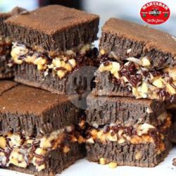 Martabak Manis Brownies  Srikaya