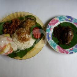 Nasi Uduk Putih Ampela Ati (sarapan Pagi)