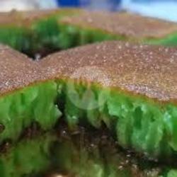 Martabak Manis Pandan Kismis Susu