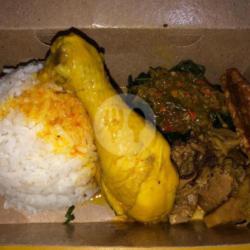 Nasi Ayam Gulai