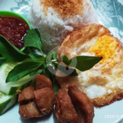 Nasi Bakwan, Telor Dadar/ceplok