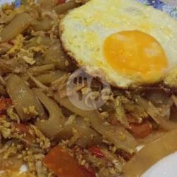 Kwetiau Goreng Telur