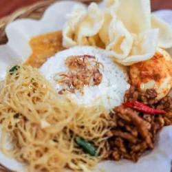 Nasi Gurih Telur