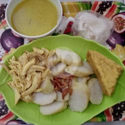 Lontong Opor Ayam Suwir