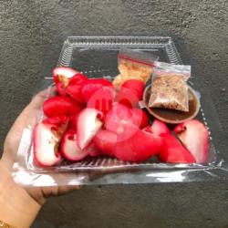 Rujak Jambu Air