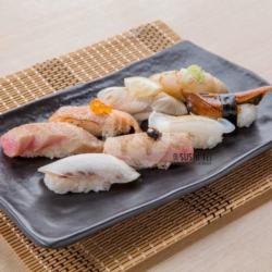 Aburi Sushi Moriawase (8 Pcs)