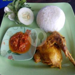 Nasi Ayam Goreng Dada   Sambel Bawang