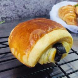 Pain Au Choco Croissant