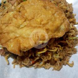 Nasi Goreng Mawut Telur Dadar