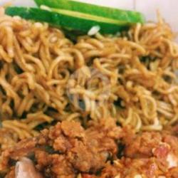 Mie Goreng Ayam Crispy