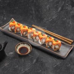 Salmon Volcano Roll (8 Pcs)