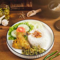Nasi Ayam Goreng Rempah - Hemat - Sayap