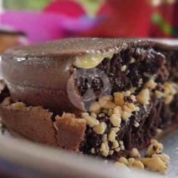 Martabak Brownies   Kacang   Coklat
