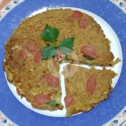 Pizza Indomie (omlet)   Sosis