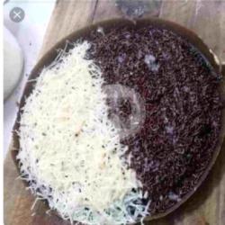 Martabak Blackforest Keju Coklat