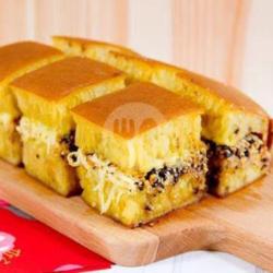 Martabak Keju Mesis Pisang