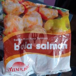 Minaku Bola Salmon