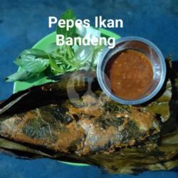 Pepes Ikan Bandeng