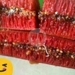 Red Velvet Kacang Coklat