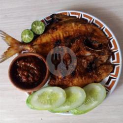 Bawal Laut Bakar (200gr) Bumbu Jimbaran