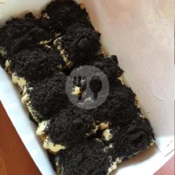 Pisang Nugget Tiramisu Topping Oreo