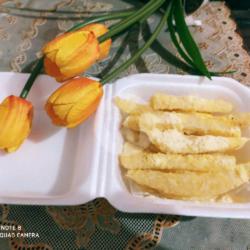 Kentang Goreng Dengan Taburan Bumbu Jagung Manis   Saos