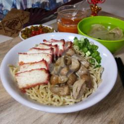 Bakmi Ayam Charsiu Jamur Pangsit