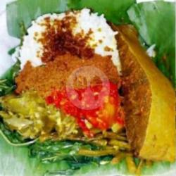 Nasi Rendang Limpa Telor Dadar