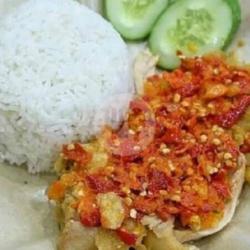 Nasi Geprek Telur Dadar