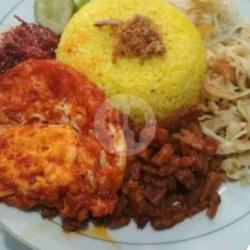 Nasi Kuning  Telur Dadar Balado