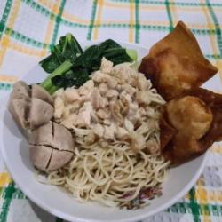 Bakmi Ayam Minyak Babi Special Bakso Pangsit