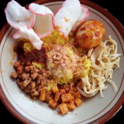 Nasi Kuning Plus Telor Balado