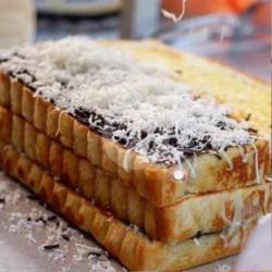 Roti Bakar Keju Coklat Goldenfil