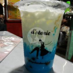 Milky Vanilla Blue With Cheese Cream