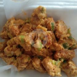 Ayam Goreng Telor Asin