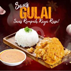 Nasi Ayam Saus Gulai