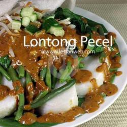 Lontong Pecel Telor Dadar