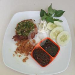 Ayam Penyet Cabe Hijau