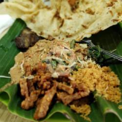 Nasi Pecel Lauk Daging